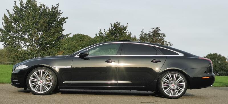 JAGUAR XJ 3.0d V6 Portfolio Auto ss 4dr LWB Massive Spec 2015