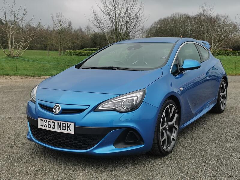 VAUXHALL ASTRA GTC 2.0 T VXR  2013