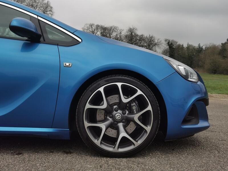 VAUXHALL ASTRA GTC 2.0 T VXR  2013