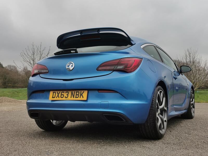 VAUXHALL ASTRA GTC 2.0 T VXR  2013