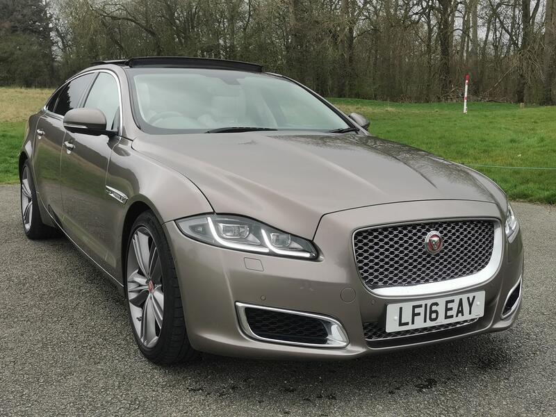 JAGUAR XJ 3.0 d V6 Autobiography  2016