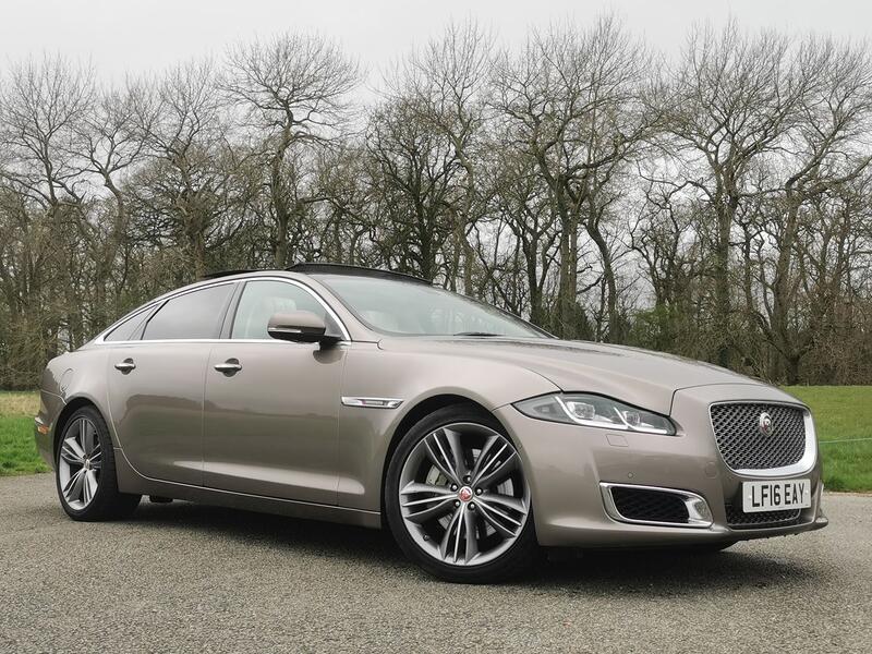 JAGUAR XJ 3.0 d V6 Autobiography  2016