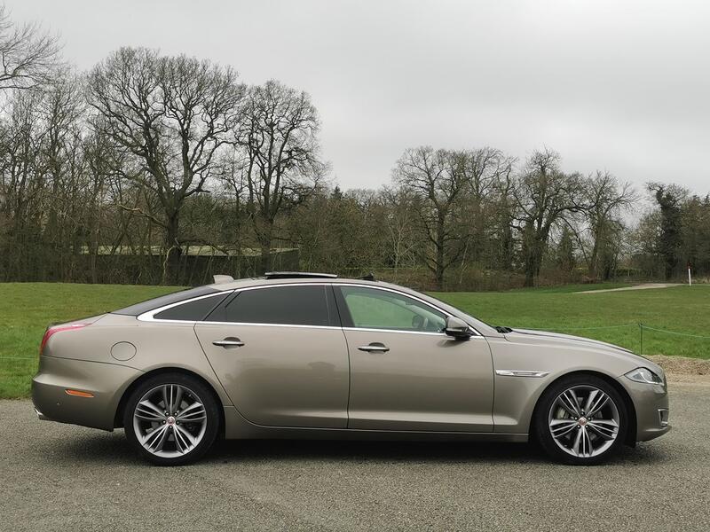 JAGUAR XJ 3.0 d V6 Autobiography  2016