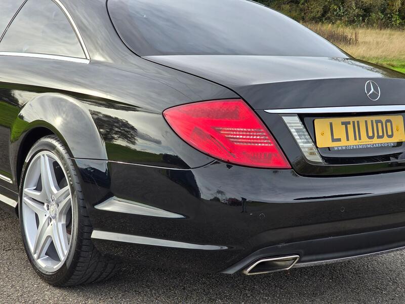 MERCEDES-BENZ CL 4.7 CL500 V8 BlueEfficiency  2011