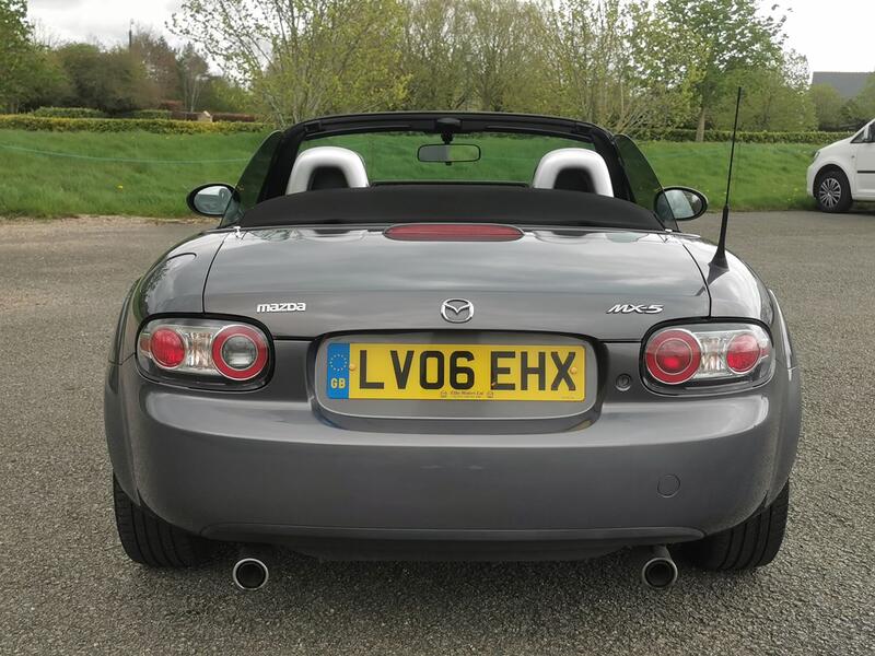 MAZDA MX-5 2.0 i Sport 2006