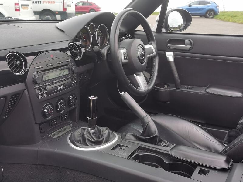 MAZDA MX-5 2.0 i Sport 2006