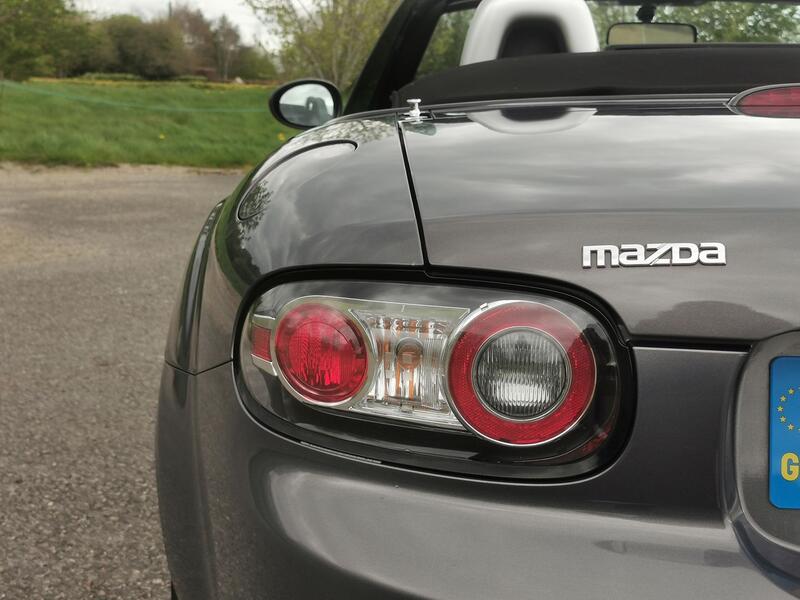 MAZDA MX-5 2.0 i Sport 2006