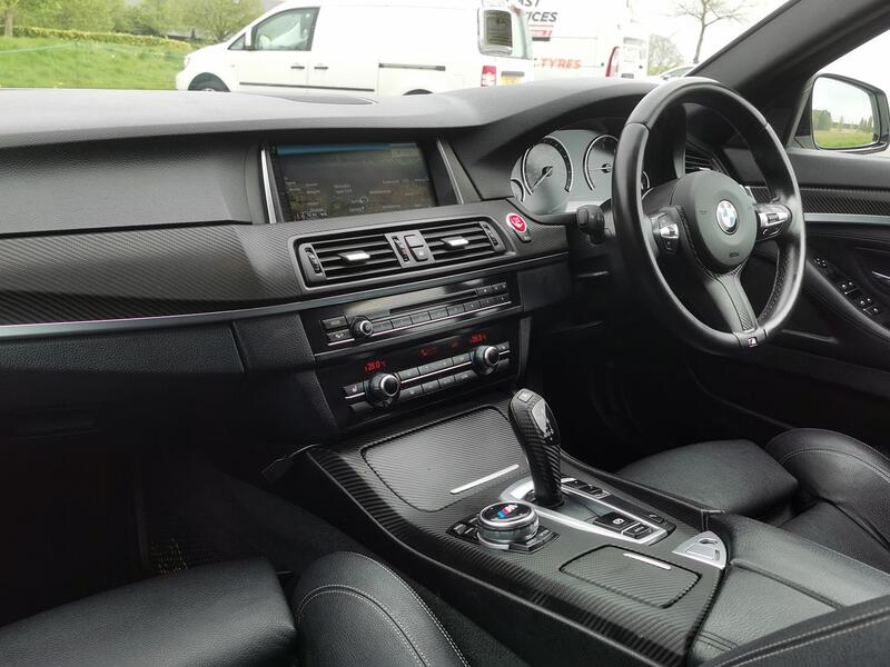 BMW 5 SERIES 2.0 520d M Sport Saloon 2015