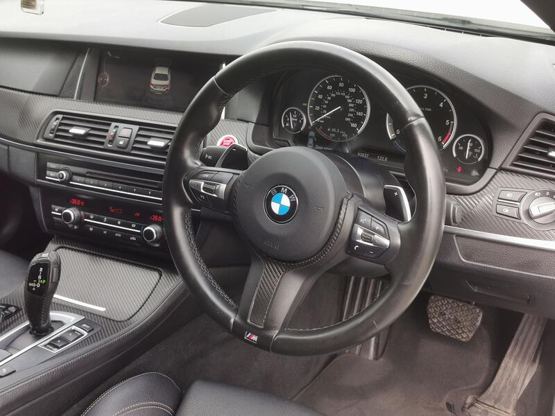 BMW 5 SERIES 2.0 520d M Sport Saloon 2015