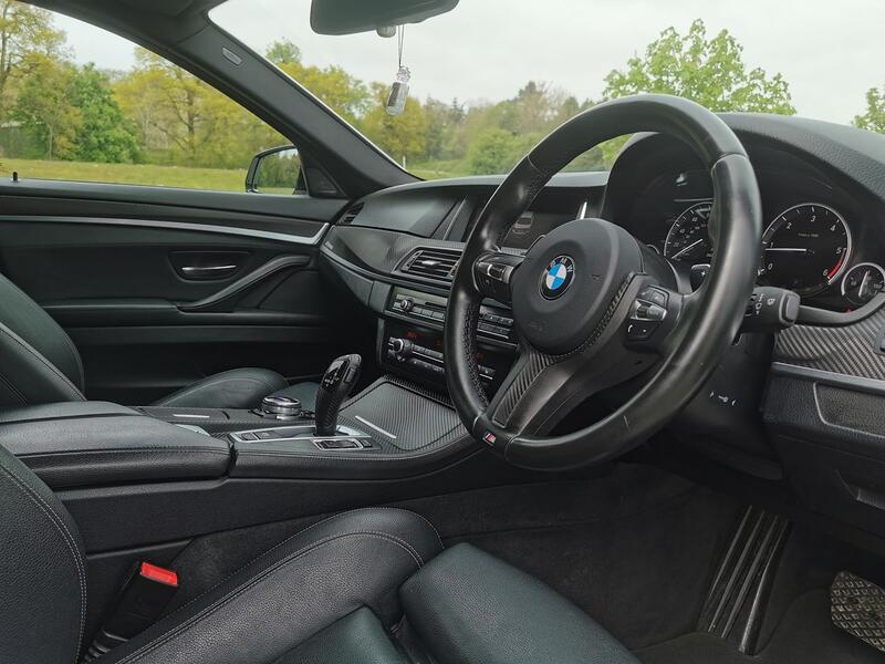 BMW 5 SERIES 2.0 520d M Sport Saloon 2015