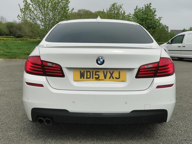 BMW 5 SERIES 2.0 520d M Sport Saloon 2015