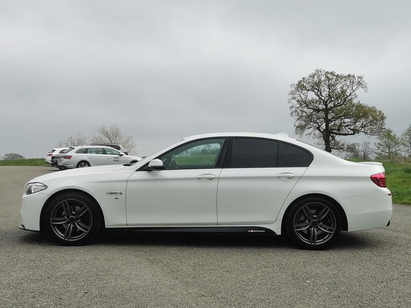 BMW 5 SERIES 2.0 520d M Sport Saloon 2015