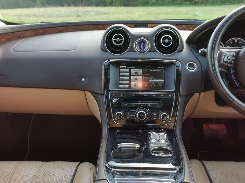 JAGUAR XJ 3.0 d V6 Portfolio 2013