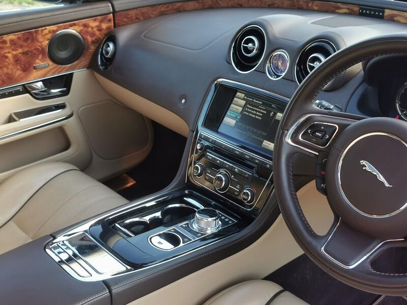 JAGUAR XJ 3.0 d V6 Portfolio 2013