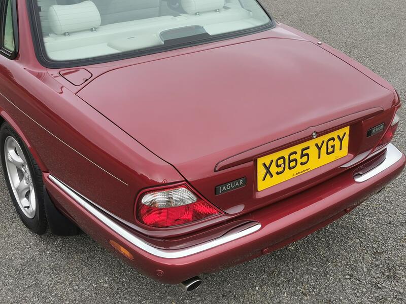 JAGUAR XJ 3.2 XJ8 2000