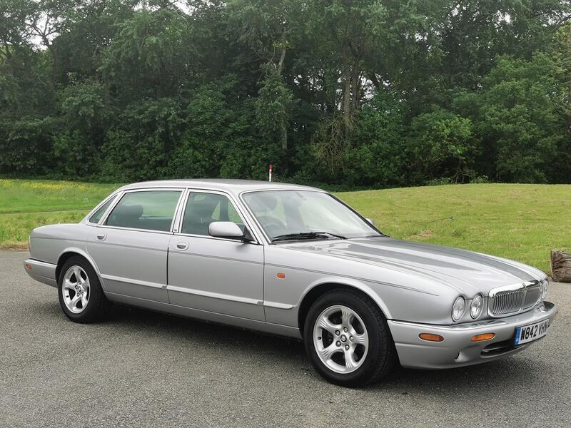 JAGUAR XJ 4.0 Sovereign 2000