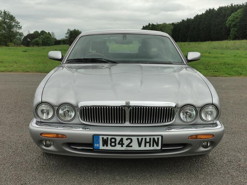 JAGUAR XJ 4.0 Sovereign 2000