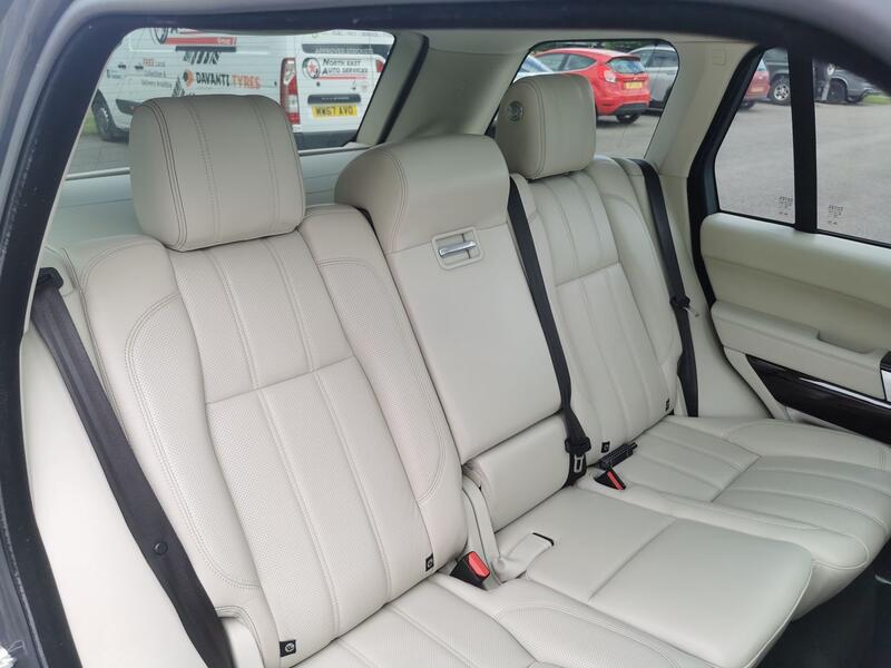 LAND ROVER RANGE ROVER 3.0 TD V6 Vogue SE 2013