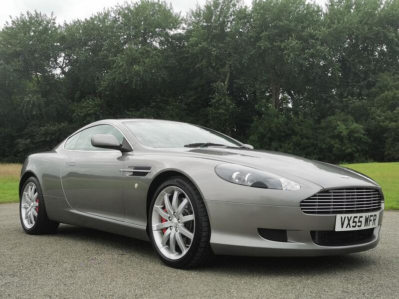 ASTON MARTIN DB9 5.9 2005