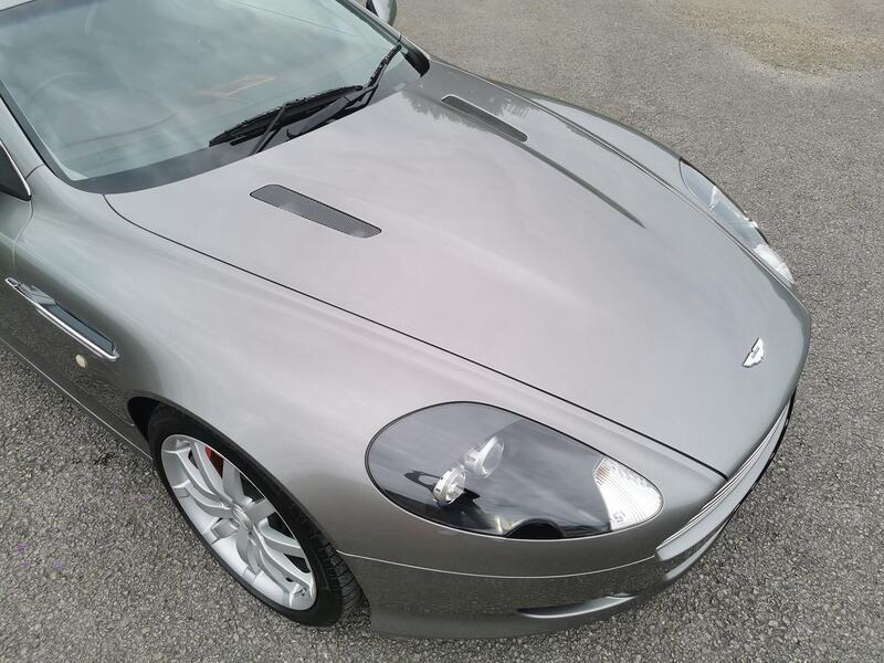 ASTON MARTIN DB9 5.9 2005