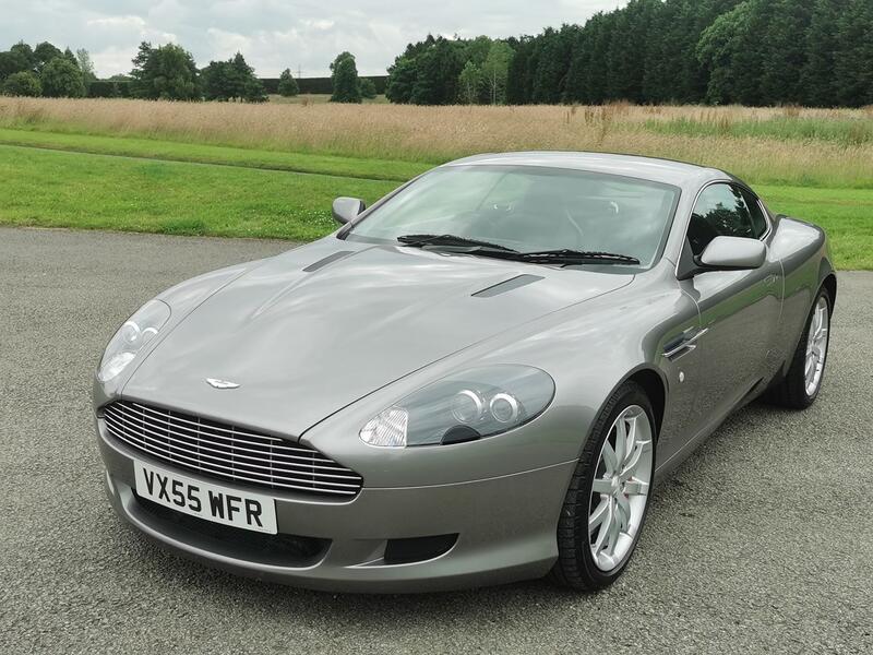 ASTON MARTIN DB9 5.9 2005