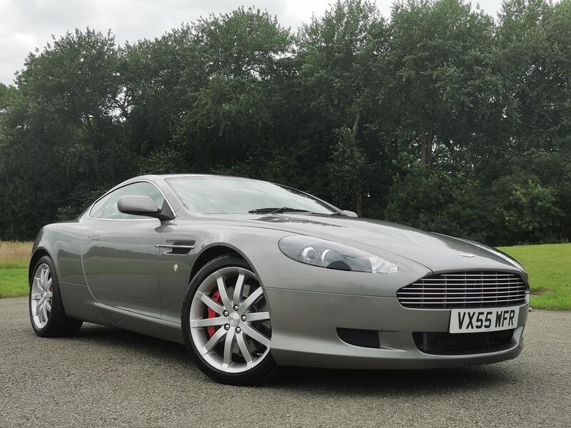 ASTON MARTIN DB9 5.9 2005