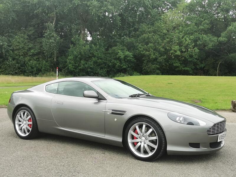 ASTON MARTIN DB9 5.9 2005