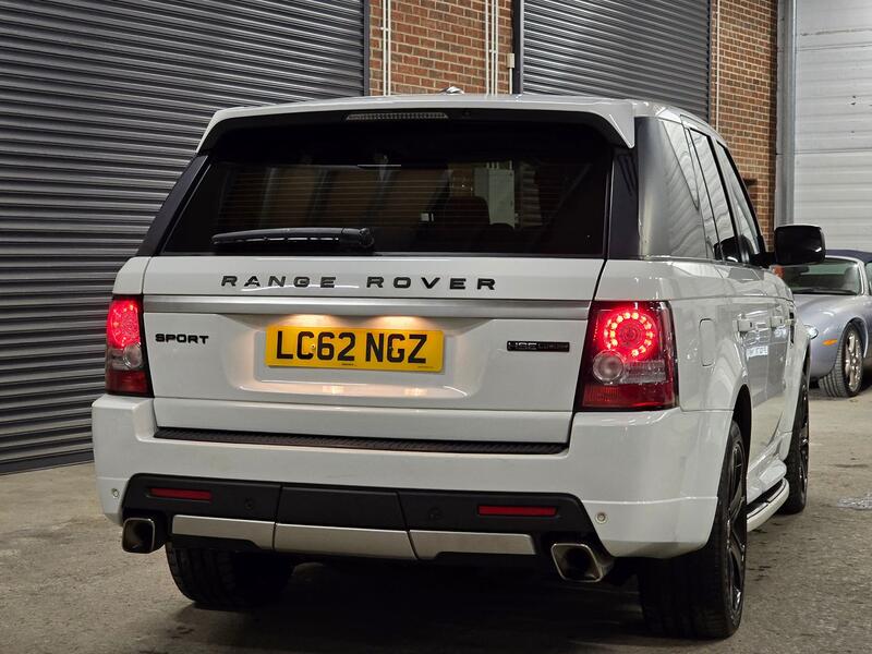 LAND ROVER RANGE ROVER SPORT 3.0 SD V6 HSE Luxury 2012