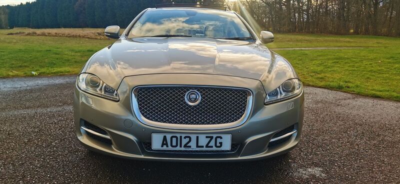 JAGUAR XJ 3.0d V6 Portfolio Auto 4dr 2012