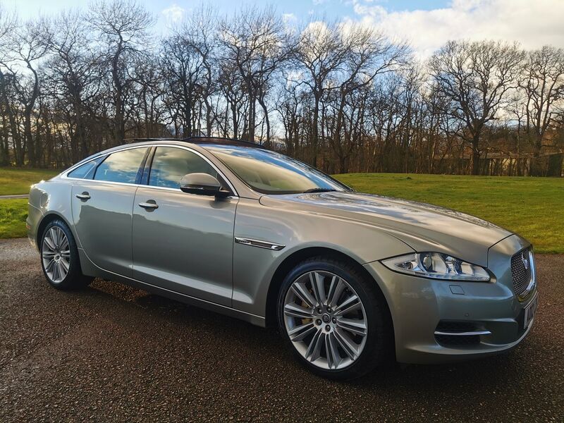 JAGUAR XJ 3.0d V6 Portfolio Auto 4dr 2012