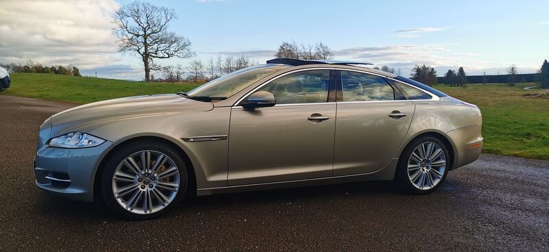 JAGUAR XJ 3.0d V6 Portfolio Auto 4dr 2012