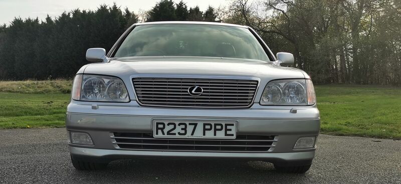 LEXUS LS 400 4.0 DHP Dynamic Handling Pack 1998