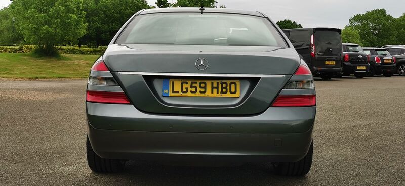 MERCEDES-BENZ S CLASS 3.0 S320 CDI V6 7G-Tronic 4dr 2009