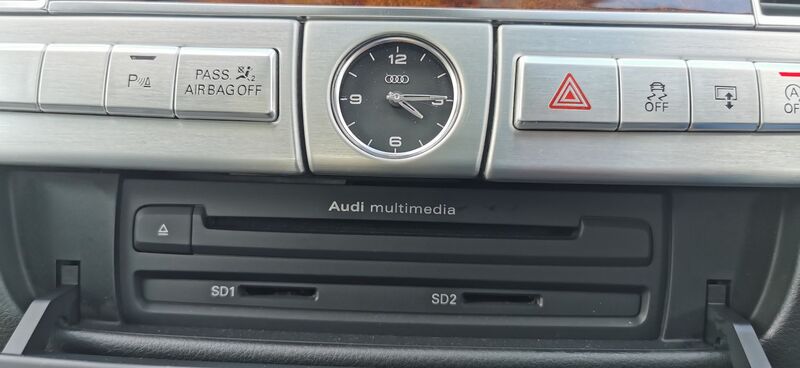 AUDI A8 3.0 TDI V6 Executive SE Tiptronic quattro 4dr 2011