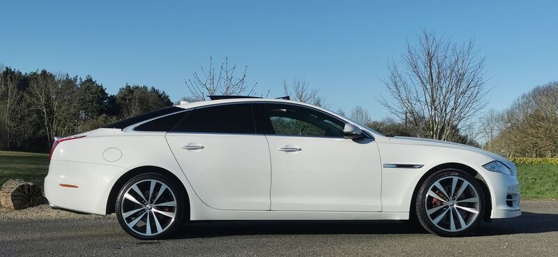 JAGUAR XJ 3.0d V6 Portfolio Auto 4dr 2012