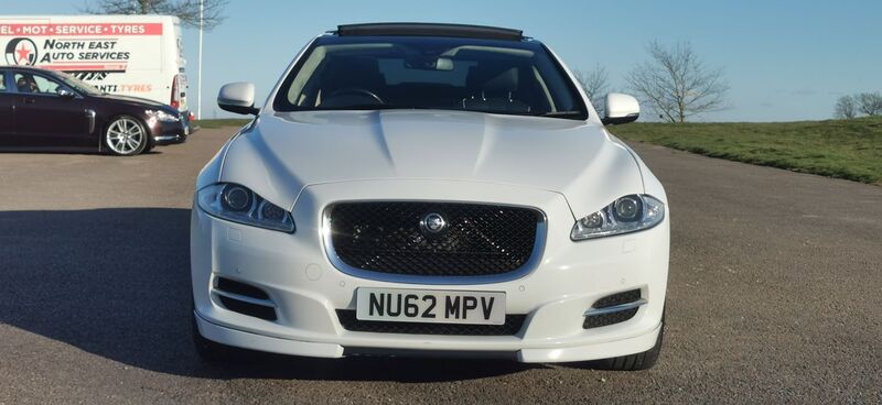 JAGUAR XJ 3.0d V6 Portfolio Auto 4dr 2012