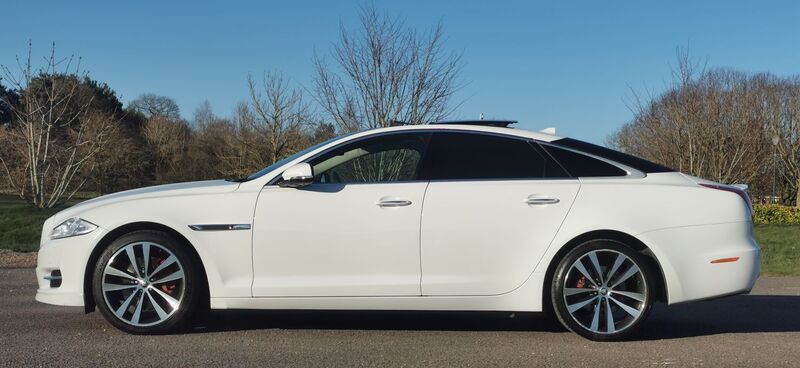 JAGUAR XJ 3.0d V6 Portfolio Auto 4dr 2012