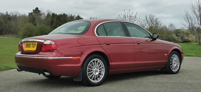 JAGUAR S-TYPE 2.7D V6 SE 4dr 2006