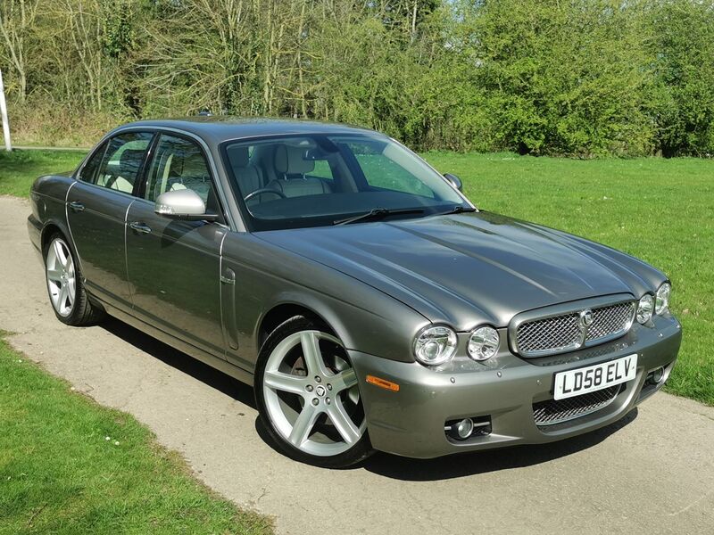 JAGUAR XJ 2.7 TDVi Sovereign 4dr 2008