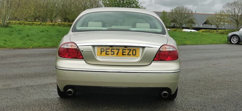 JAGUAR S-TYPE 2.7D V6 SE 4dr 2007