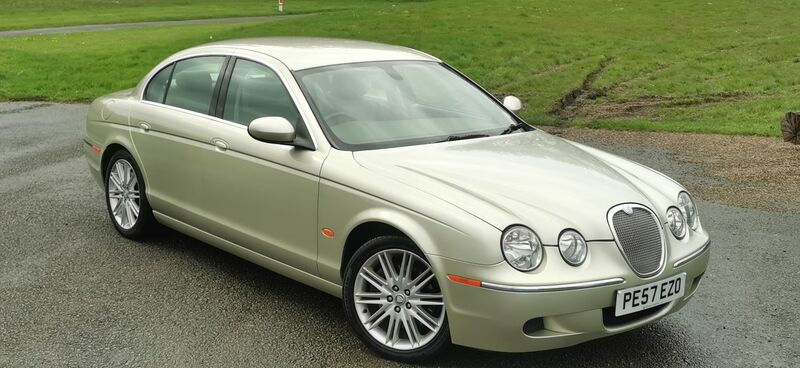 JAGUAR S-TYPE 2.7D V6 SE 4dr 2007