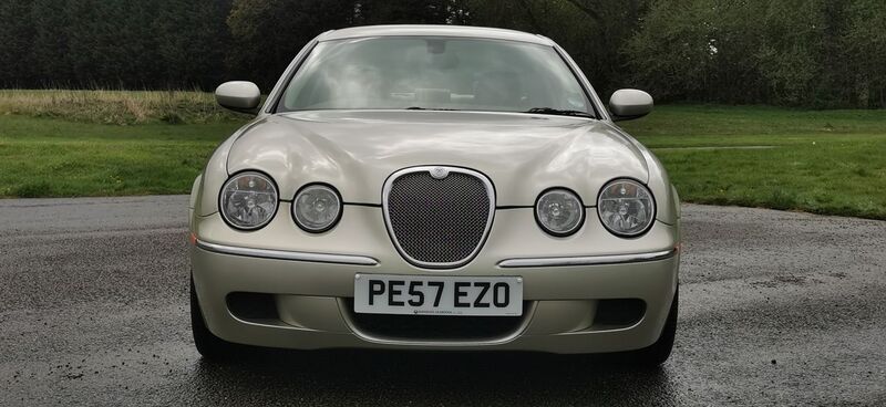 JAGUAR S-TYPE 2.7D V6 SE 4dr 2007