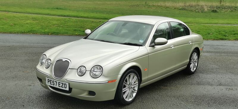 JAGUAR S-TYPE 2.7D V6 SE 4dr 2007