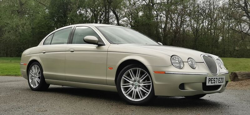 JAGUAR S-TYPE 2.7D V6 SE 4dr 2007