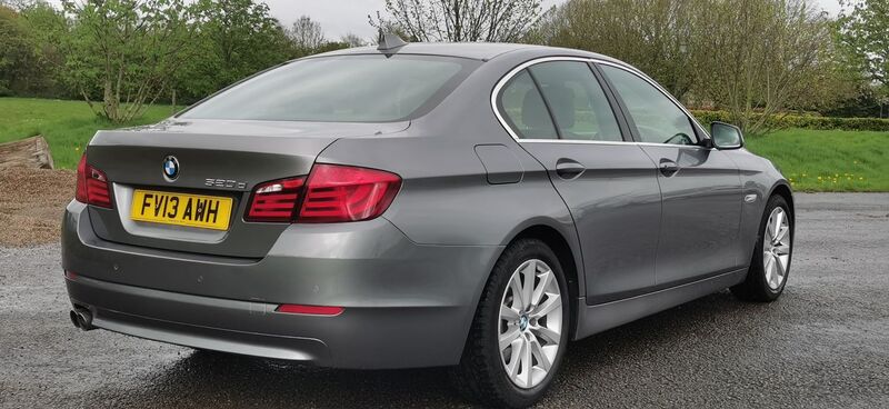 BMW 5 SERIES 2.0 520d SE Auto Euro 5 ss 4dr 2013