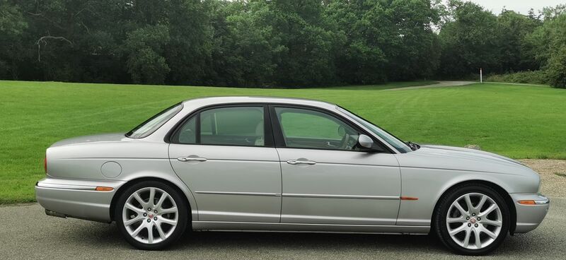 JAGUAR XJ XJ6 3.0 SE 4dr 2004