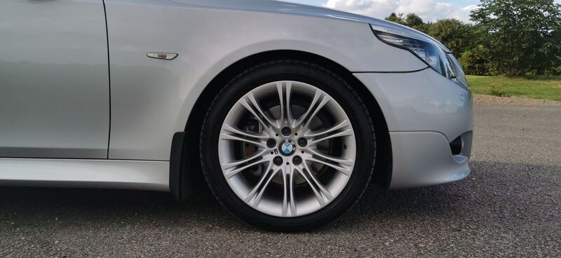 BMW 5 SERIES 3.0 530d M Sport Steptronic 4dr 2008