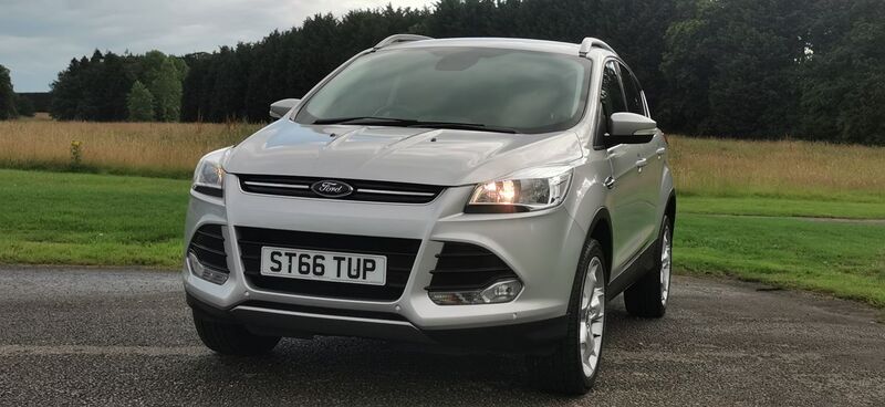 FORD KUGA 2.0 TDCi Titanium AWD Euro 6 ss 5dr 2016