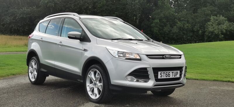 FORD KUGA 2.0 TDCi Titanium AWD Euro 6 ss 5dr 2016