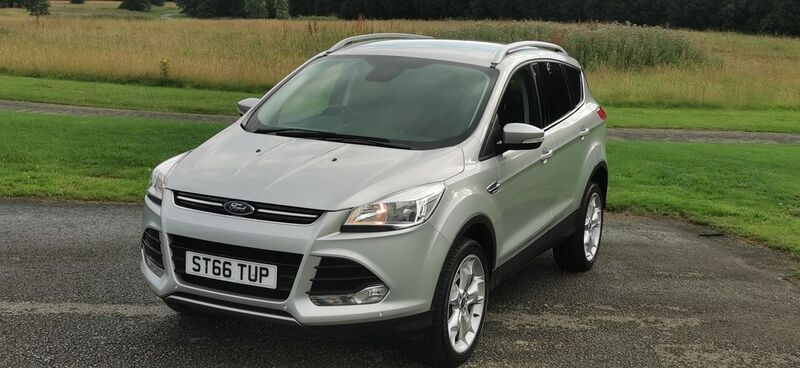 FORD KUGA 2.0 TDCi Titanium AWD Euro 6 ss 5dr 2016